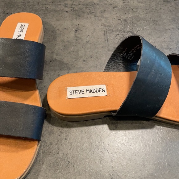Steve Madden Sandals - Picture 2 of 2